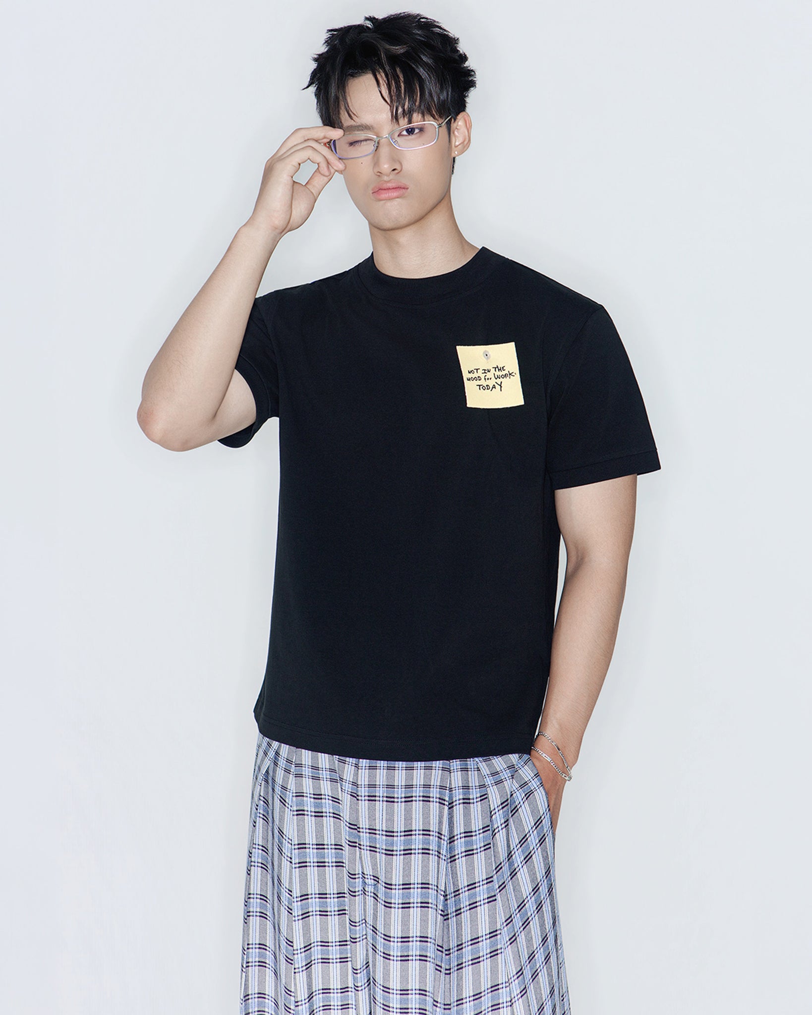 NOTICE TEE