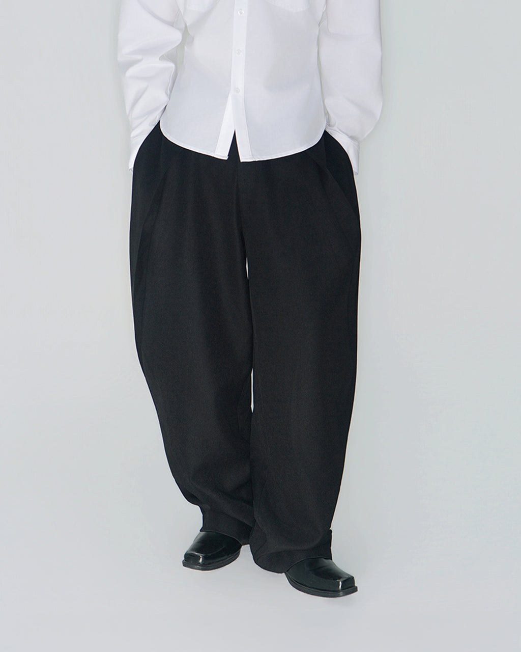 DRAPE VEIL PANTS
