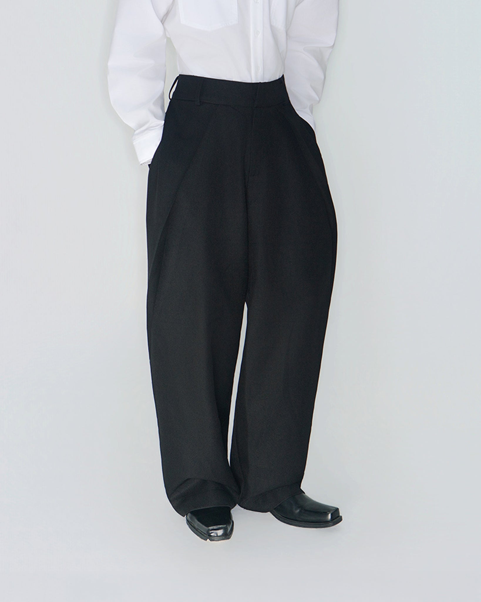 DRAPE VEIL PANTS