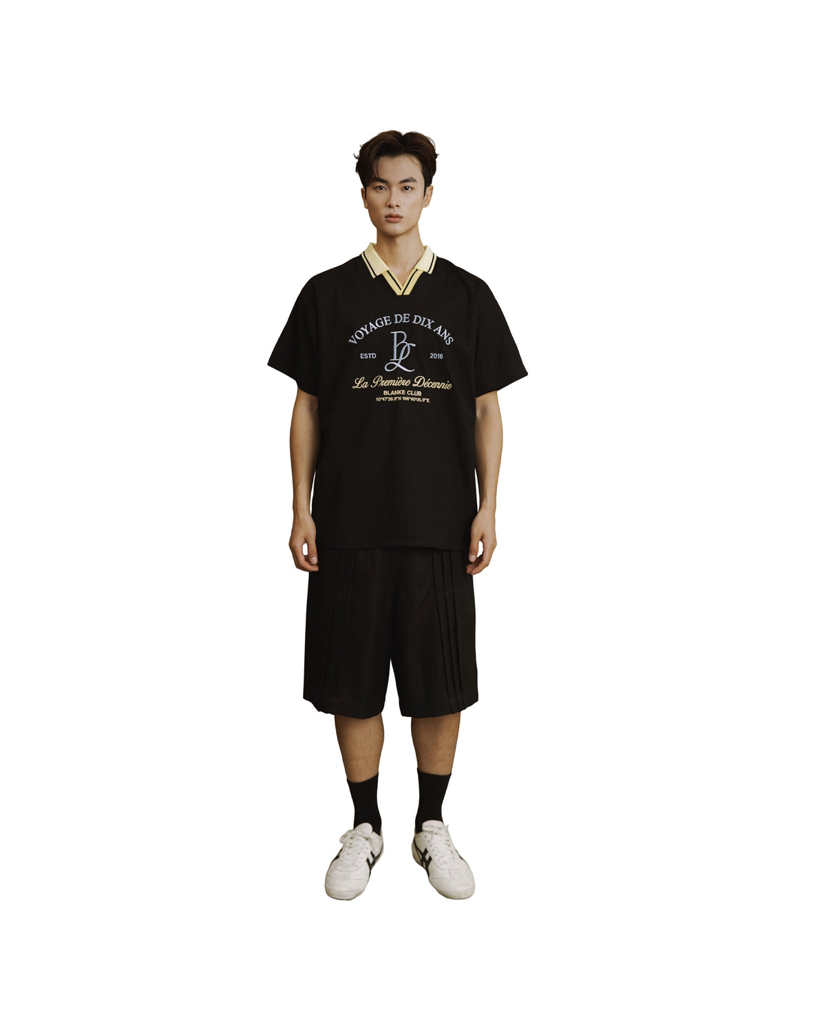 VOYAGE POLO model full body