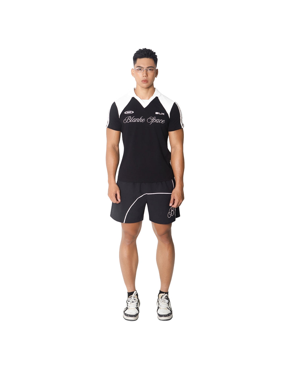 BS BLK Tee model image