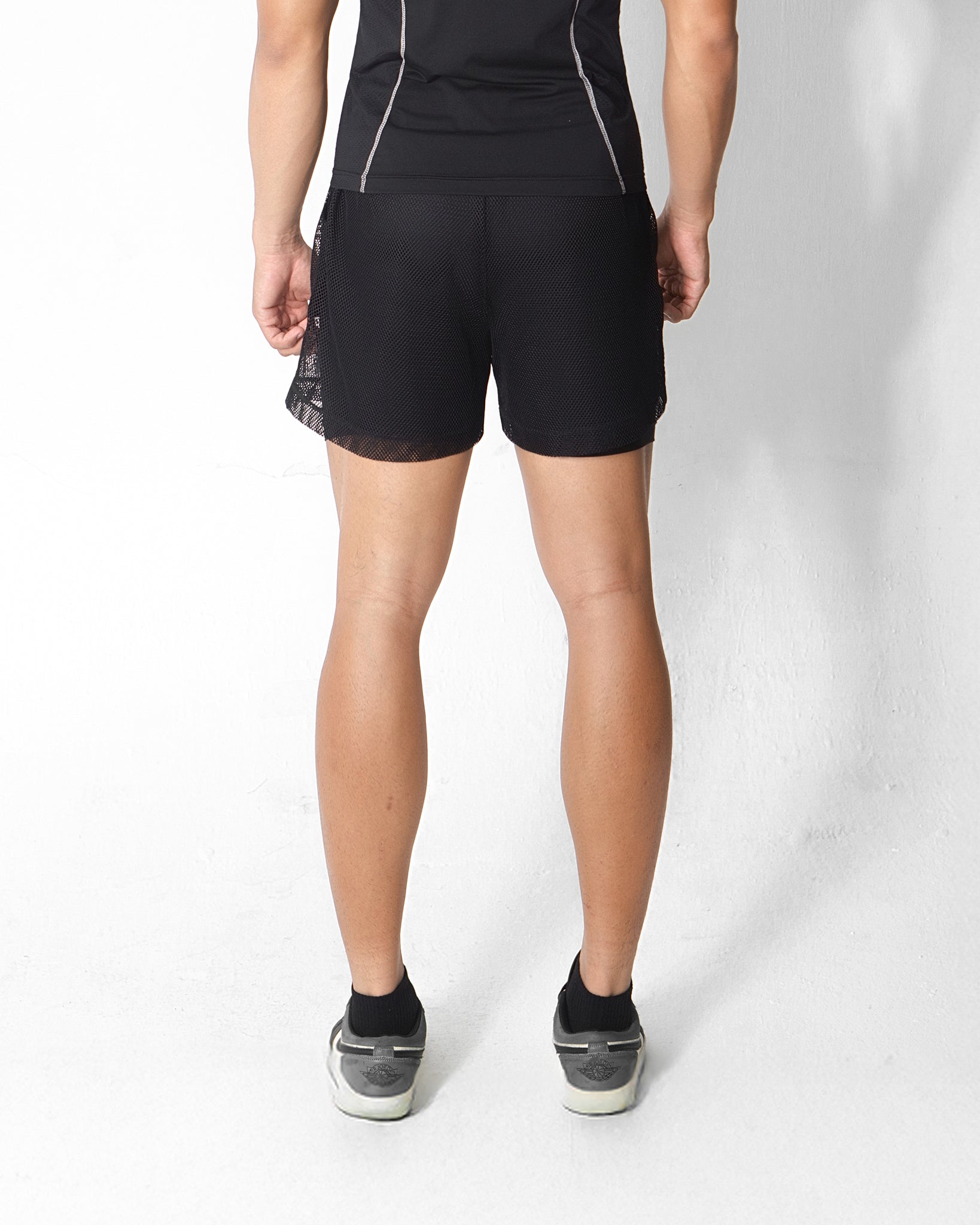 BS Meshley Shorts model image