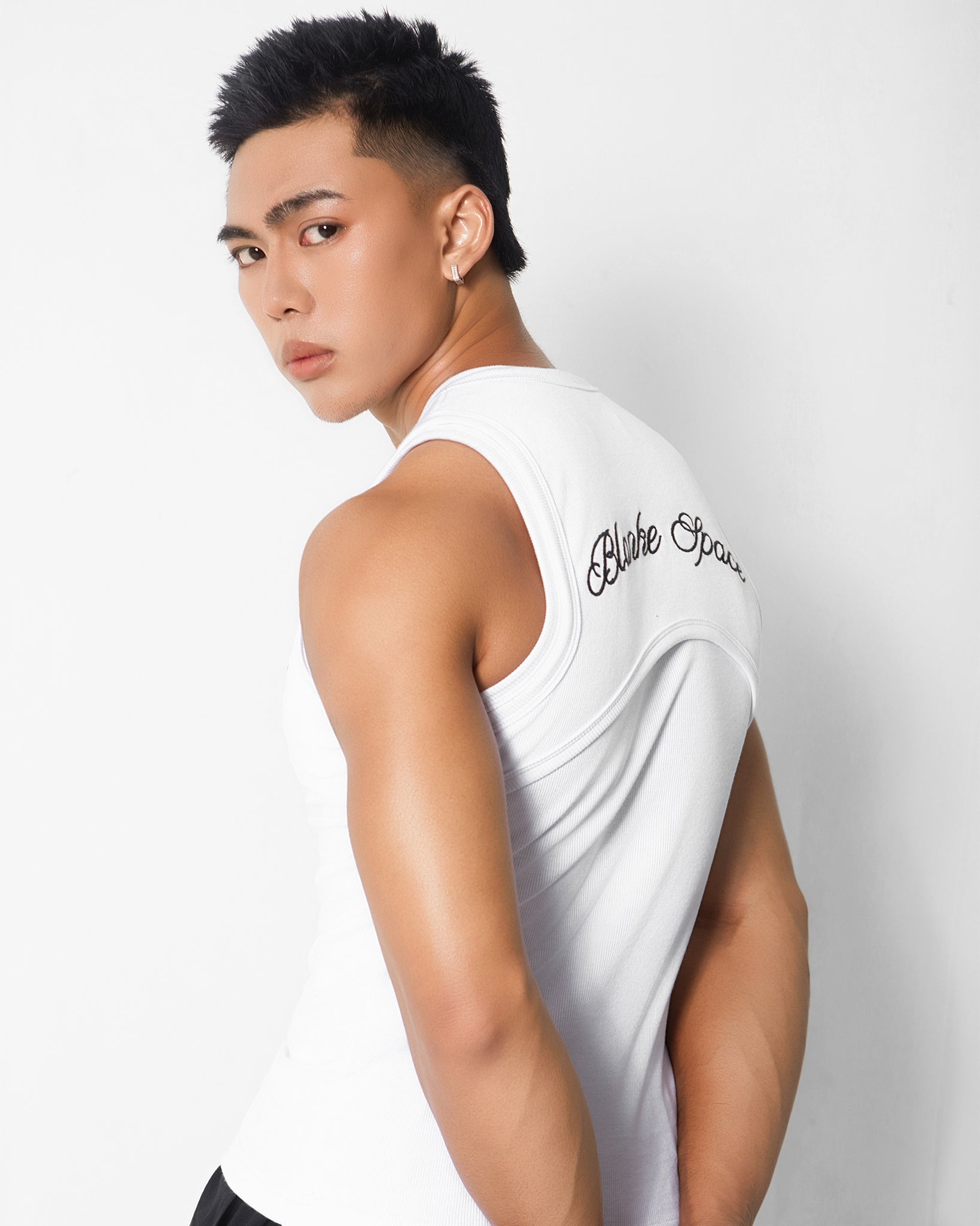 BS Psychop Tanktop model image