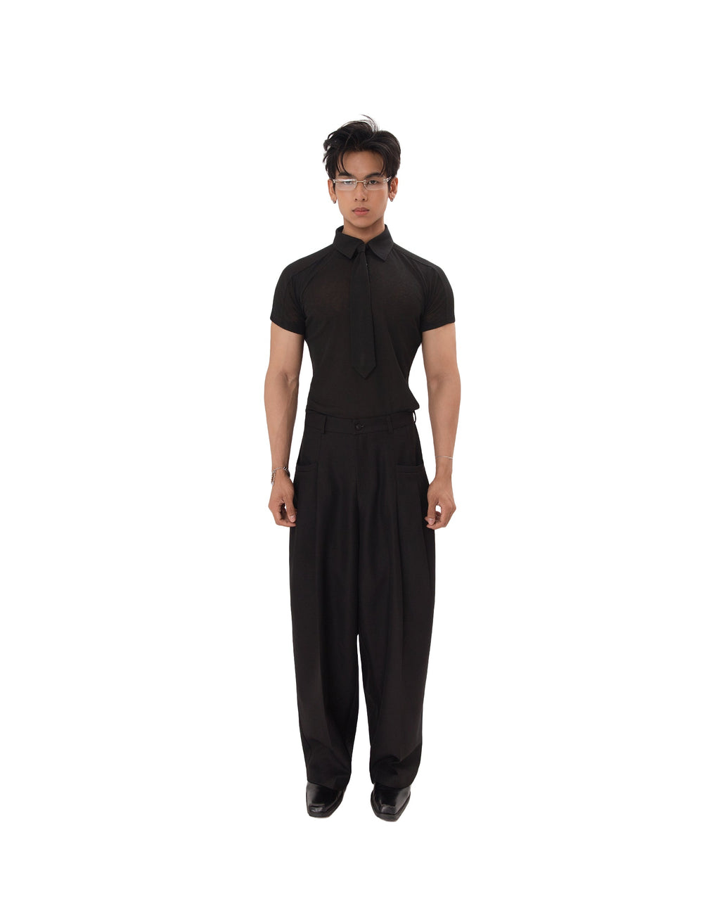 ALDO PANTS model full body