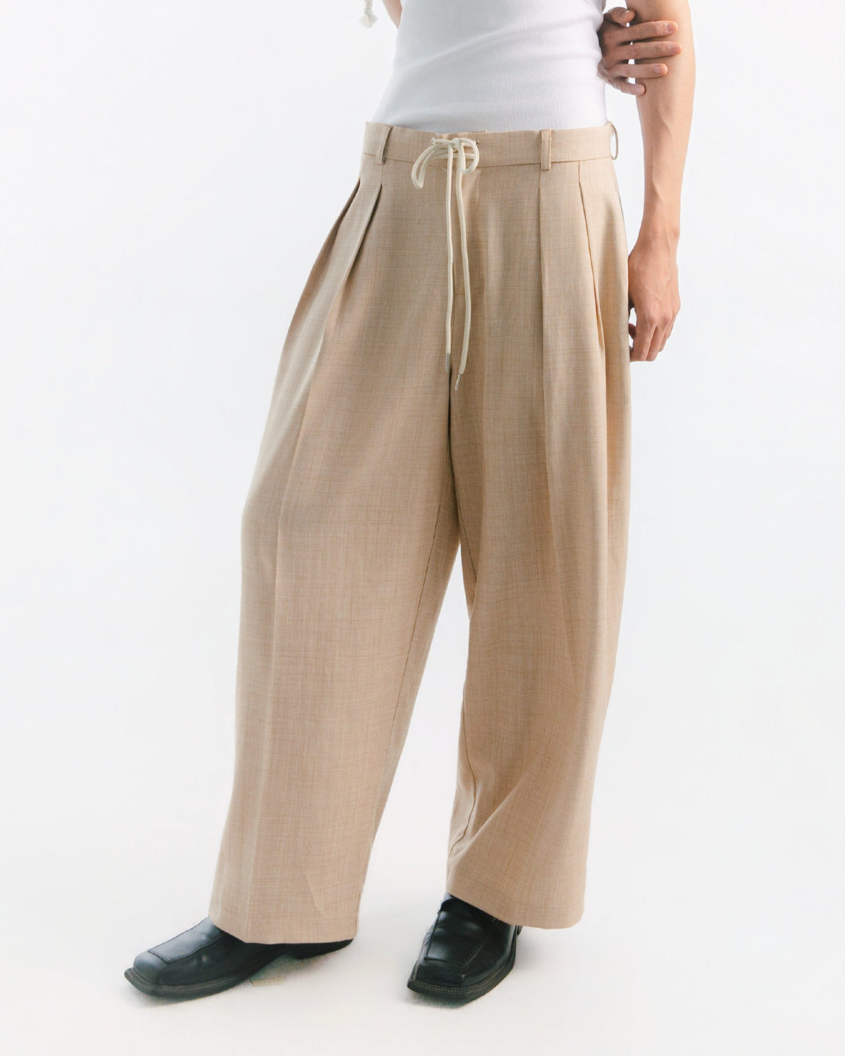 ROVERT PANTS - model 2