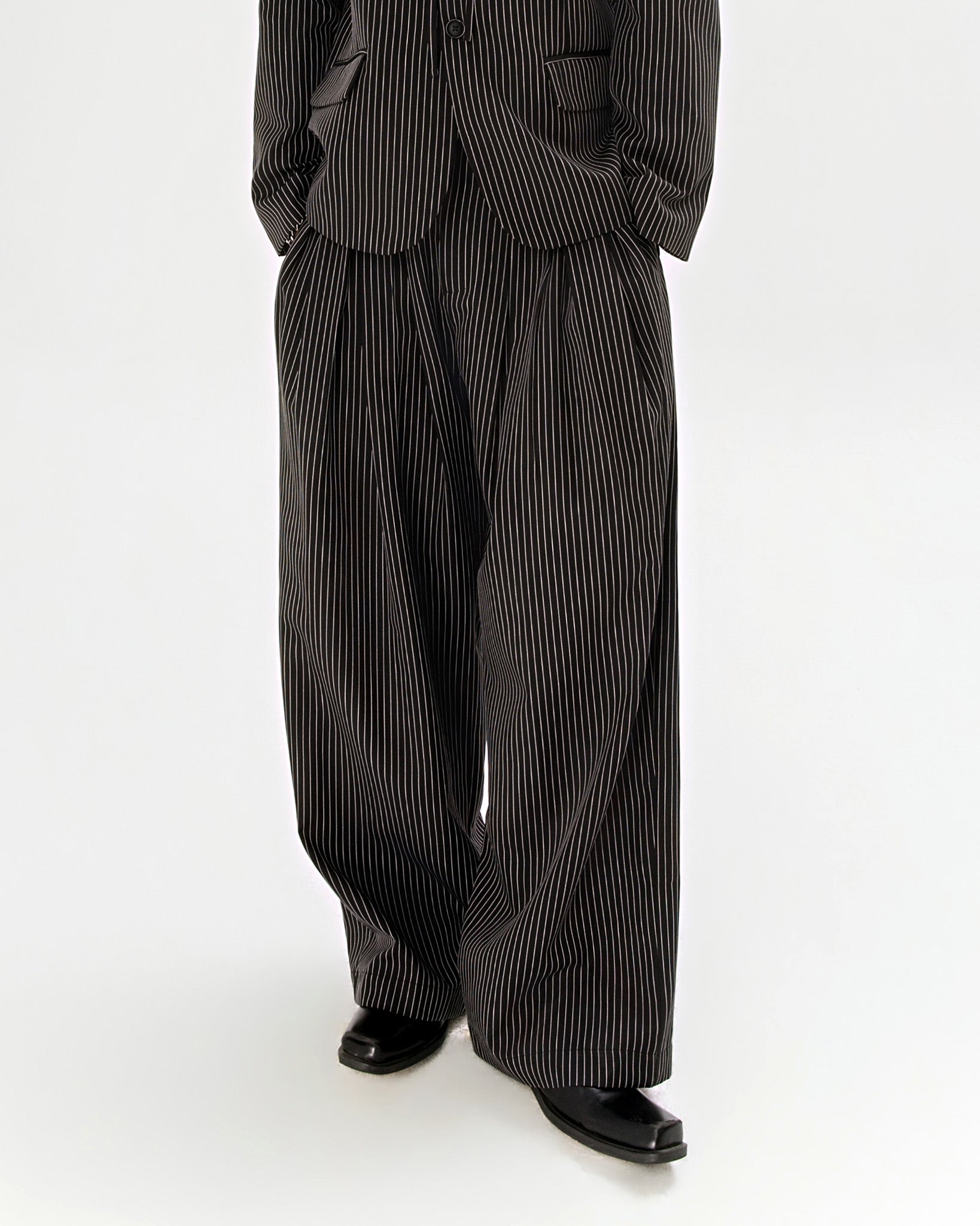 TRACOAL TROUSER lookbook 1